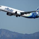 Alaska Airlines reaches tentative labor deal with flight attendants