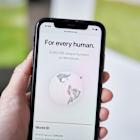 Altman-Backed Startup Rolls Out Eyeball-Scanning Tech Across US