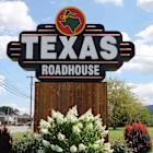 Texas Roadhouse Tops Comparable Sales Estimates Despite Rising Uncertainty