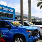 GM Invests in V-8 Engines as It Backpedals on EVs