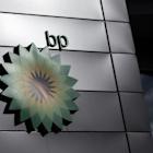 Shell Is Studying Merits of BP Deal as Rival’s Stock Slumps