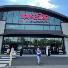 Weis Markets acquires Saylor’s Market