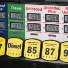 Gas prices dip heading into Memorial Day weekend