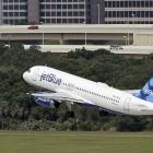 2 bodies are found in the landing gear of JetBlue plane at Florida airport