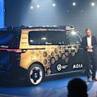 Volkswagen unveils robotaxi destined for Uber’s Los Angeles fleet and the first 500 will already be delivered next year