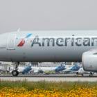 American Airlines posts Q4 beat, weak Q1 guide pressures stock