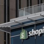 Shopify Pushes Canada Stocks Gauge to Record, Shy of 25,000