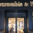 Abercrombie stock falls on Wall Street's sales growth expectations