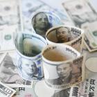 Yen Climbs as Ueda Indicates That Rates Can Go Higher in Japan