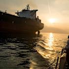 Oil Market Long Numb to War Risk Confronts Weekend of Worry