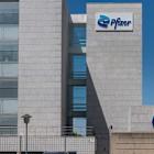 Pfizer Stock Gains After Earnings Beat. Tariffs Aren’t the Only Worry for Wall Street.