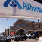 Albertsons Raises Profit Guidance After Dropping Kroger Deal