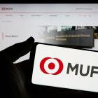 MUFG weighs bid for robo-adviser WealthNavi