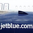JetBlue withdraws annual forecast over demand uncertainty