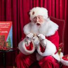 KIT KAT® Brand Debuts First-Ever Seasonal Shape: KIT KAT® Santas