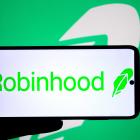 How Robinhood could take market share from brokerages like Schwab