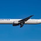 United Airlines flight maneuver to avoid another plane injures 2