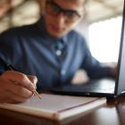 Clear Secure to Report Q1 Earnings: What's in Store for the Stock?