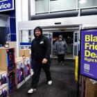 Best Buy makes inspiring customer curiosity a priority for the holidays