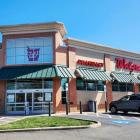 Walgreens Faces Strategic Challenges, Analysts Are Cautiously Optimistic