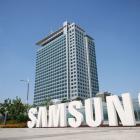 Exclusive-Samsung delays taking deliveries of ASML chip gear for its new US factory, sources say