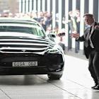 Tesla unveils an unusual innovation to win back customers