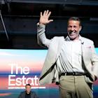 Tony Robbins: How To Become Rich No Matter What Your Salary Is