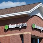 Huntington makes commercial banking push in Florida