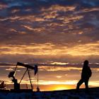 These Oil Stocks Can Thrive Even With Crude Prices Sinking