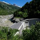 Swiss officials halt further evacuations after glacier collapse