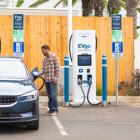 Hertz and EVgo Partner to Offer EV Renters One Year of Special Charging Rates