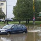 Czech city awaits the inevitable as floodwave looms