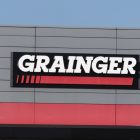 Grainger Posts Higher Sales, Flat Earnings