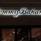 Tommy Bahama Owner Oxford Cuts Outlook on Soft Consumer Demand, Tariff Impact