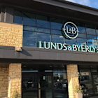 Minnesota grocery workers protest at Lunds & Byerlys