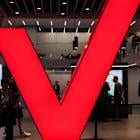 Verizon warns of 'soft' subscriber growth on strong competition, shares fall