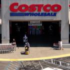 How to play wholesale retailers like Costco and AutoZone