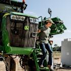 JOHN DEERE ANNOUNCES COLLABORATION WITH DOVETAIL WORKWEAR TO EMPOWER WOMEN IN AGRICULTURE