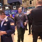 Dow, stocks slump, Walmart falls after latest earnings beat