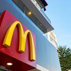 McDonald’s Hiring 375,000 People This Summer as Sales Fall — What It Says About the Economy